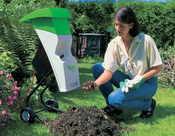 Как подобрать качественный садовый электрический измельчитель мусора для загородного участка