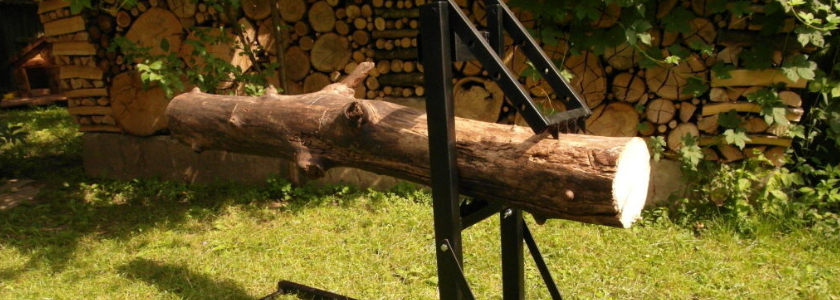 Самодельные козлы для распиливания дров и дровокол: чертежи, конструктив, опыт использования
