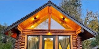 Маленький уютный домик