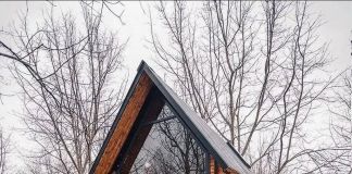 Домик с ухоженным участком