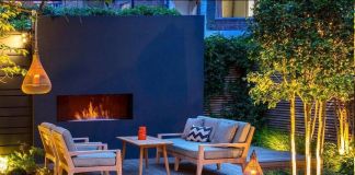 Зона отдыха с необычной подсветкой