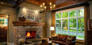 Камины в интерьере гостиной
