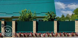 Выбор профнастила для забора