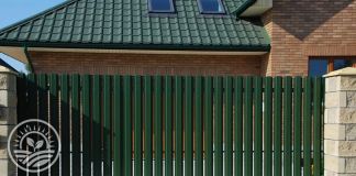 Какой евроштакетник для забора лучше