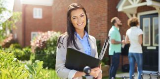 Специалист по загородной недвижимости