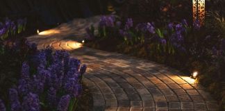 Освещение дачной дорожки