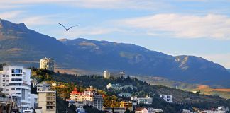 Что интересного можно посмотреть в Алуште