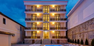 Купить гостевой дом в Геленджике у моря