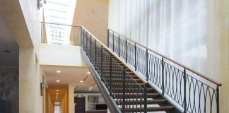 Какая лестница лучше в частном доме