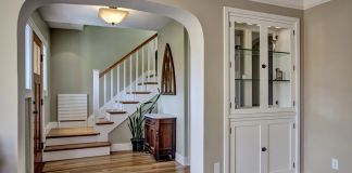 Какая лестница лучше в частном доме